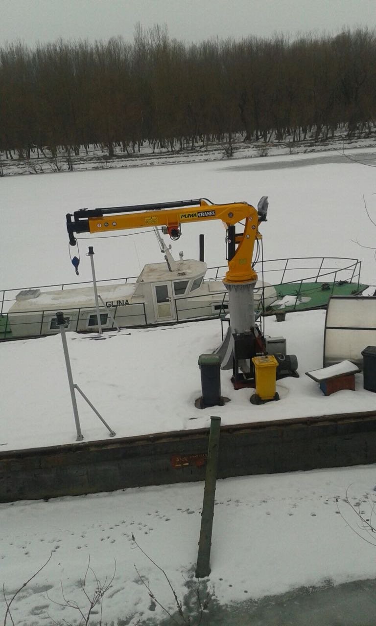 puma-marine-crane104626.jpg