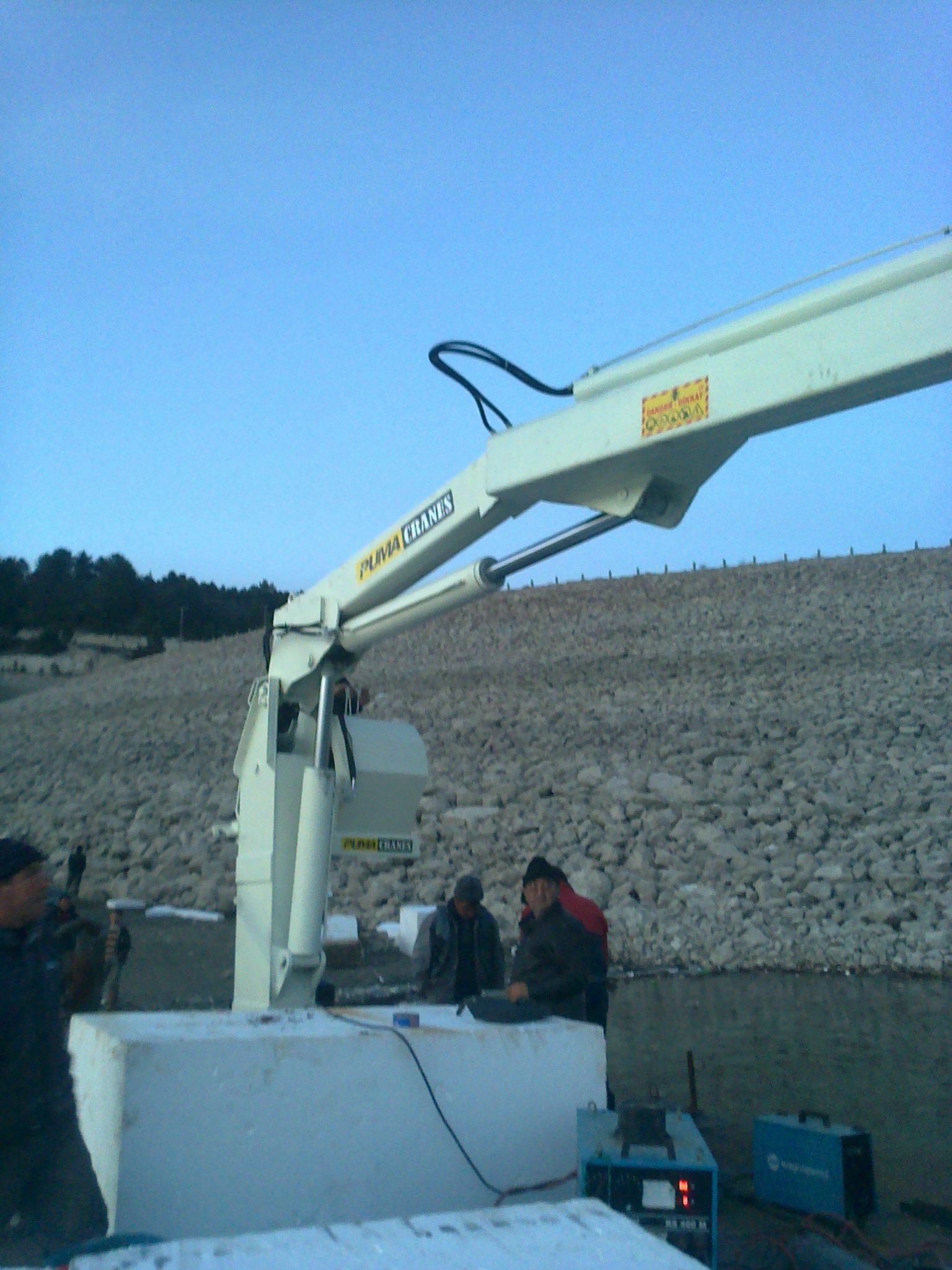 puma-marine-crane151484.jpg