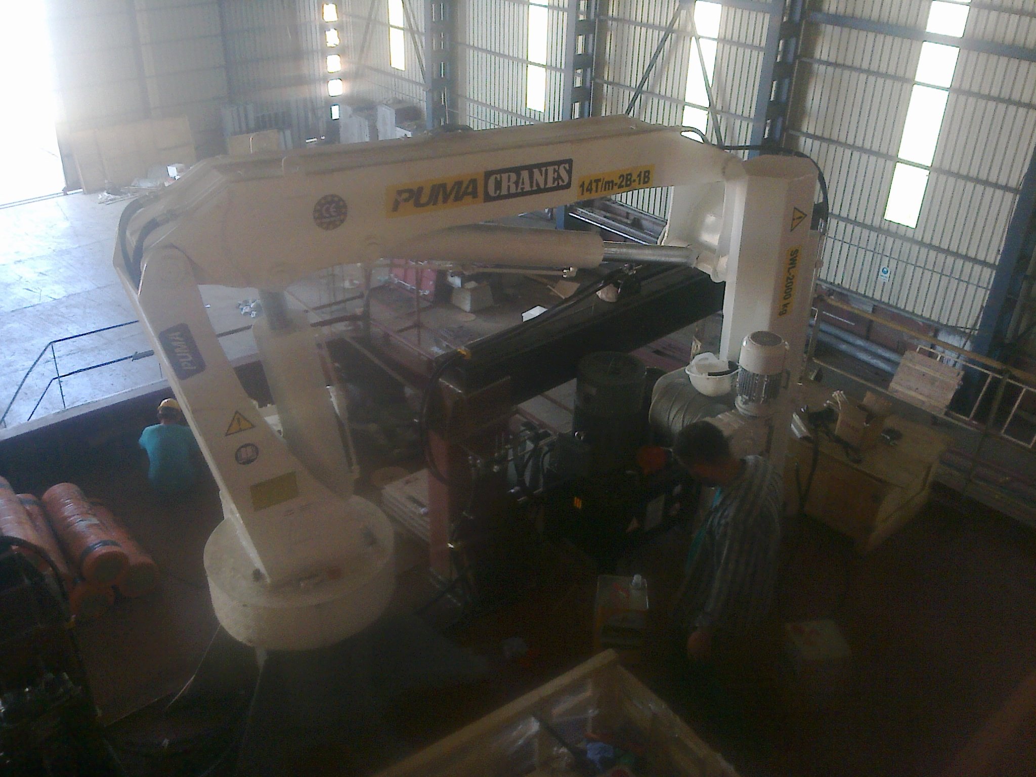 puma-marine-crane152671.jpg