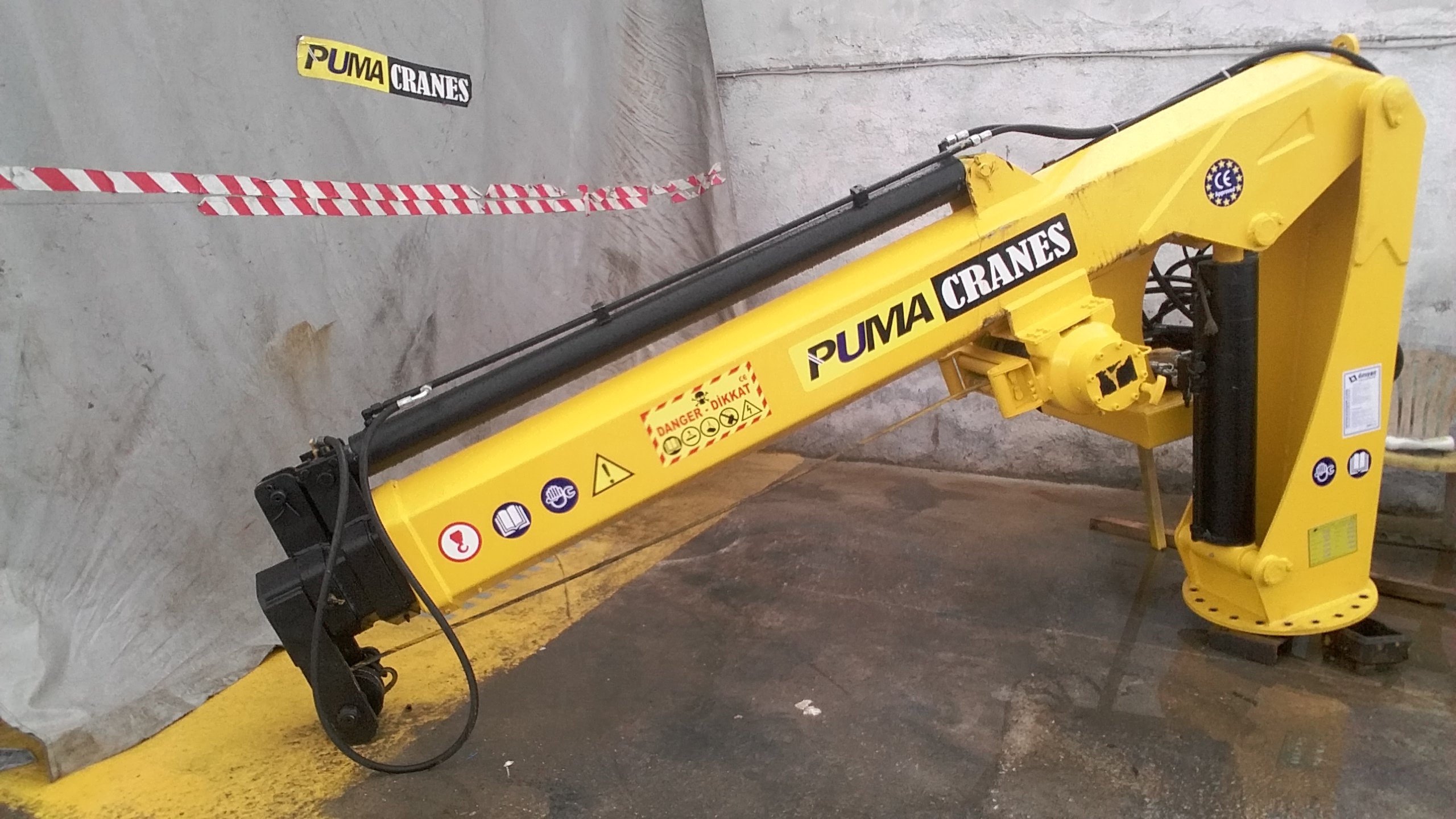 puma-marine-crane280344.jpg