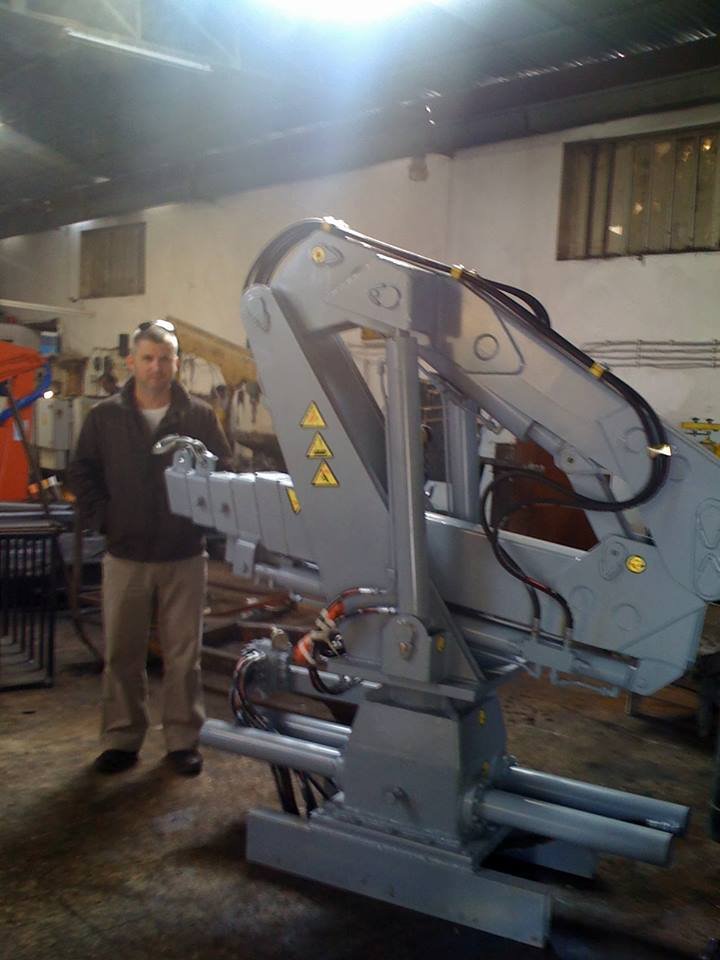 puma-marine-crane3177.jpg