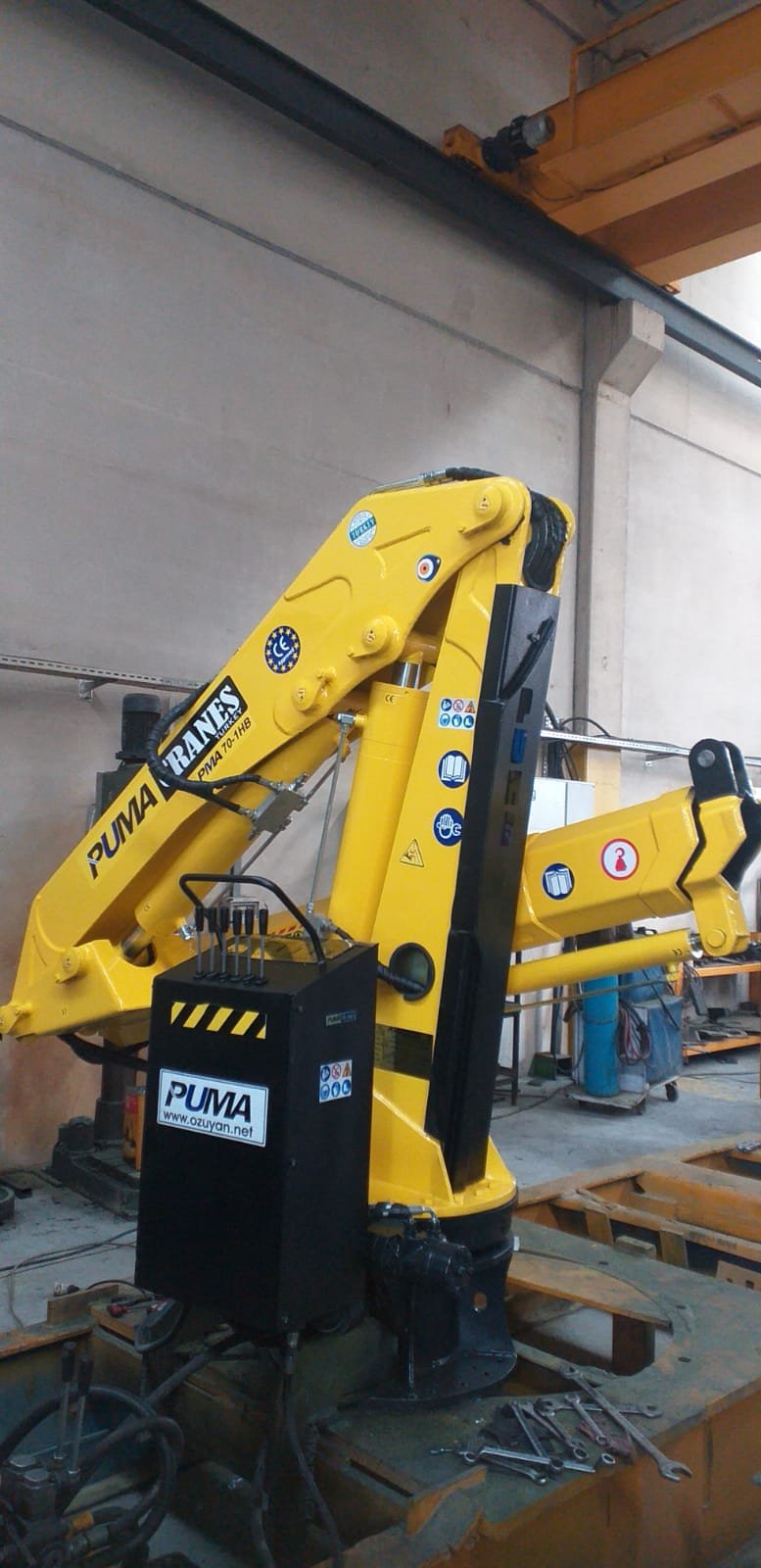 puma-marine-crane324935.jpg