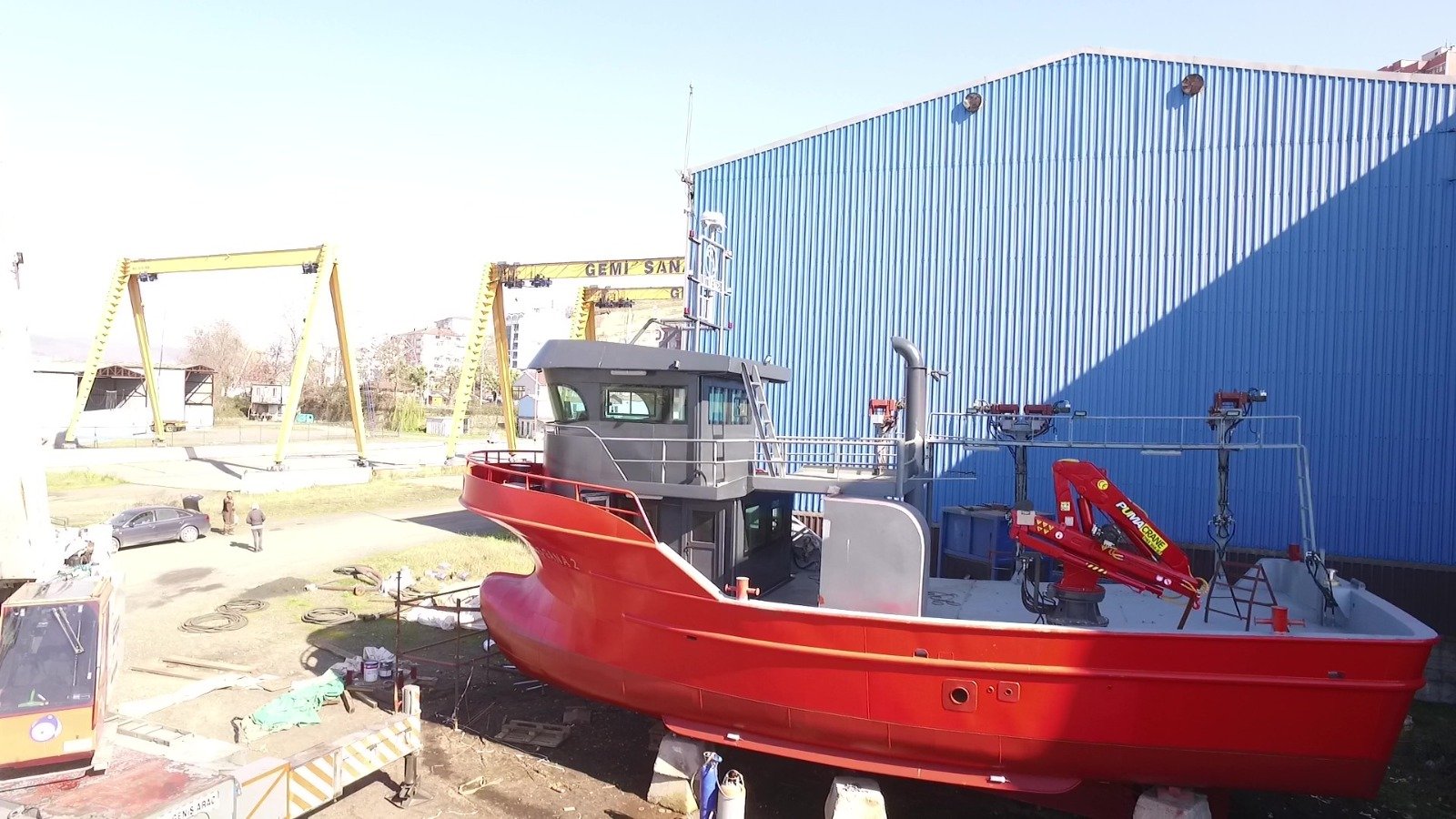 puma-marine-crane441902.jpg