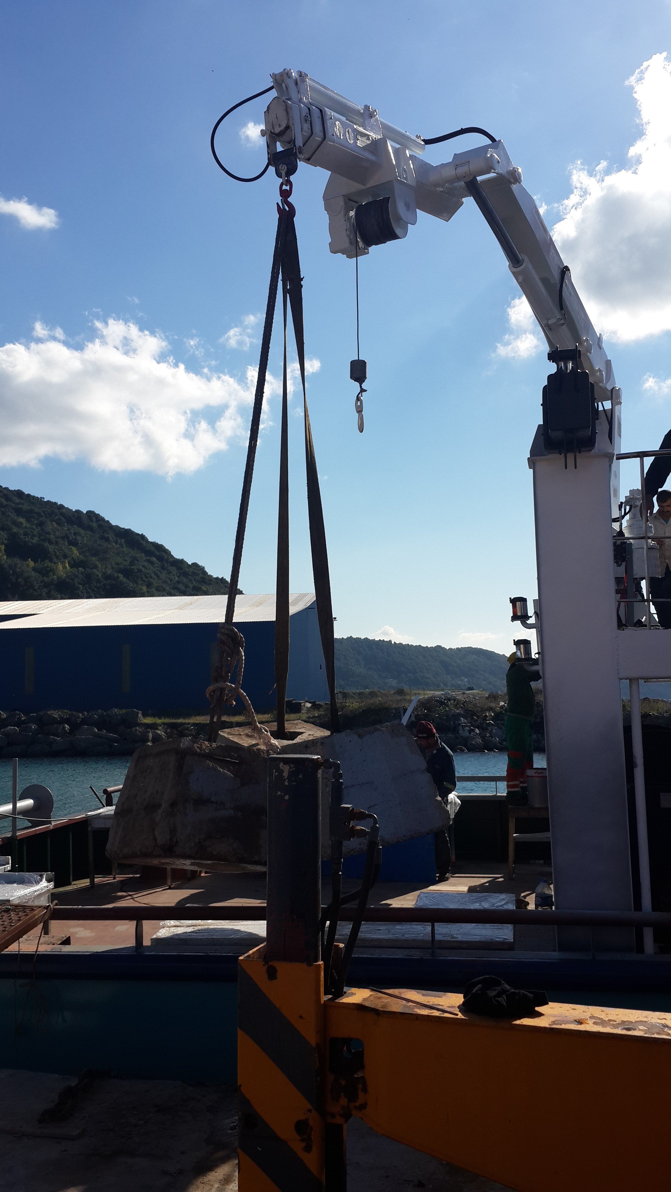 puma-marine-crane54862.jpg