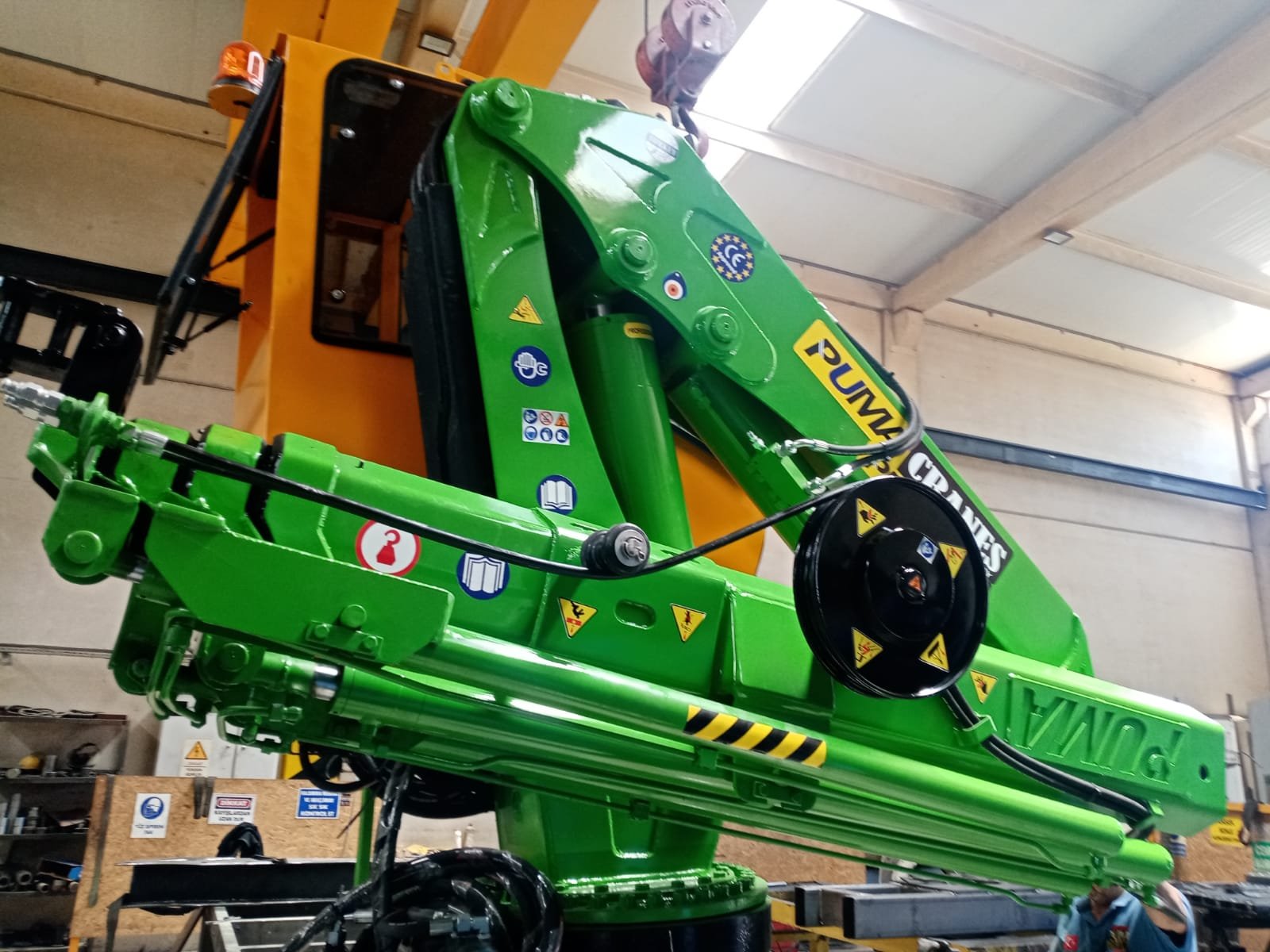 puma-marine-crane646580.jpg