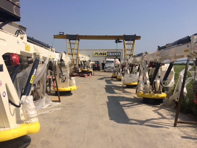 puma-marine-crane651092.jpg