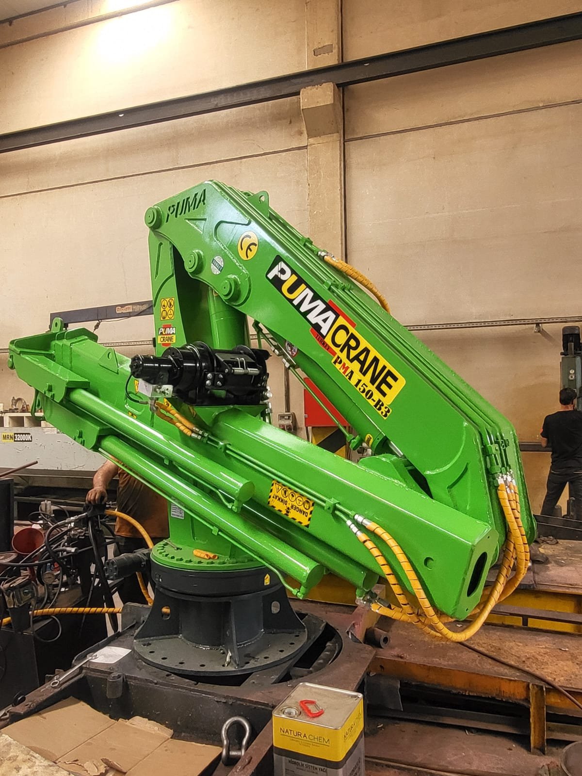 puma-marine-crane670954.jpg