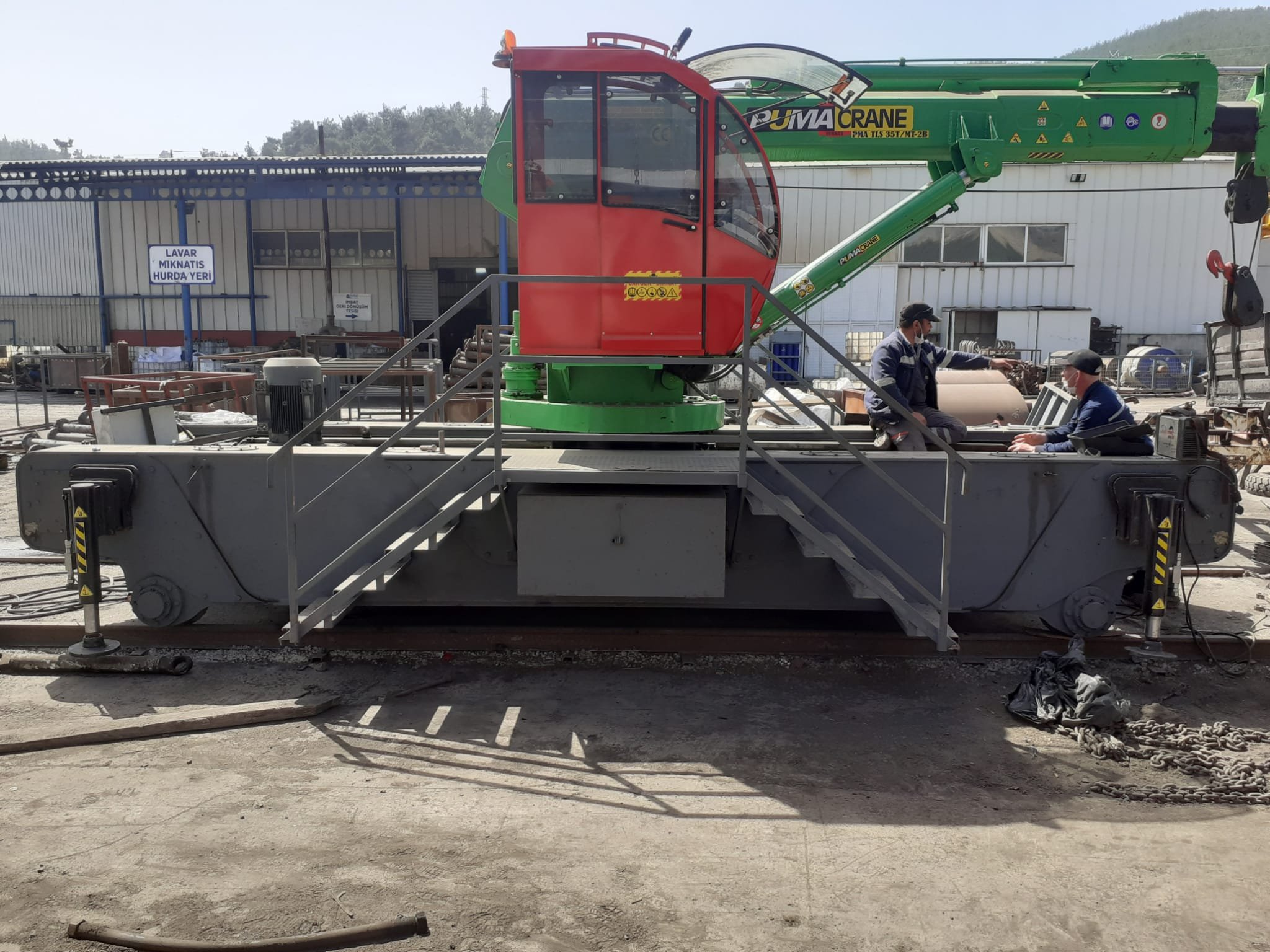 puma-marine-crane680680.jpg