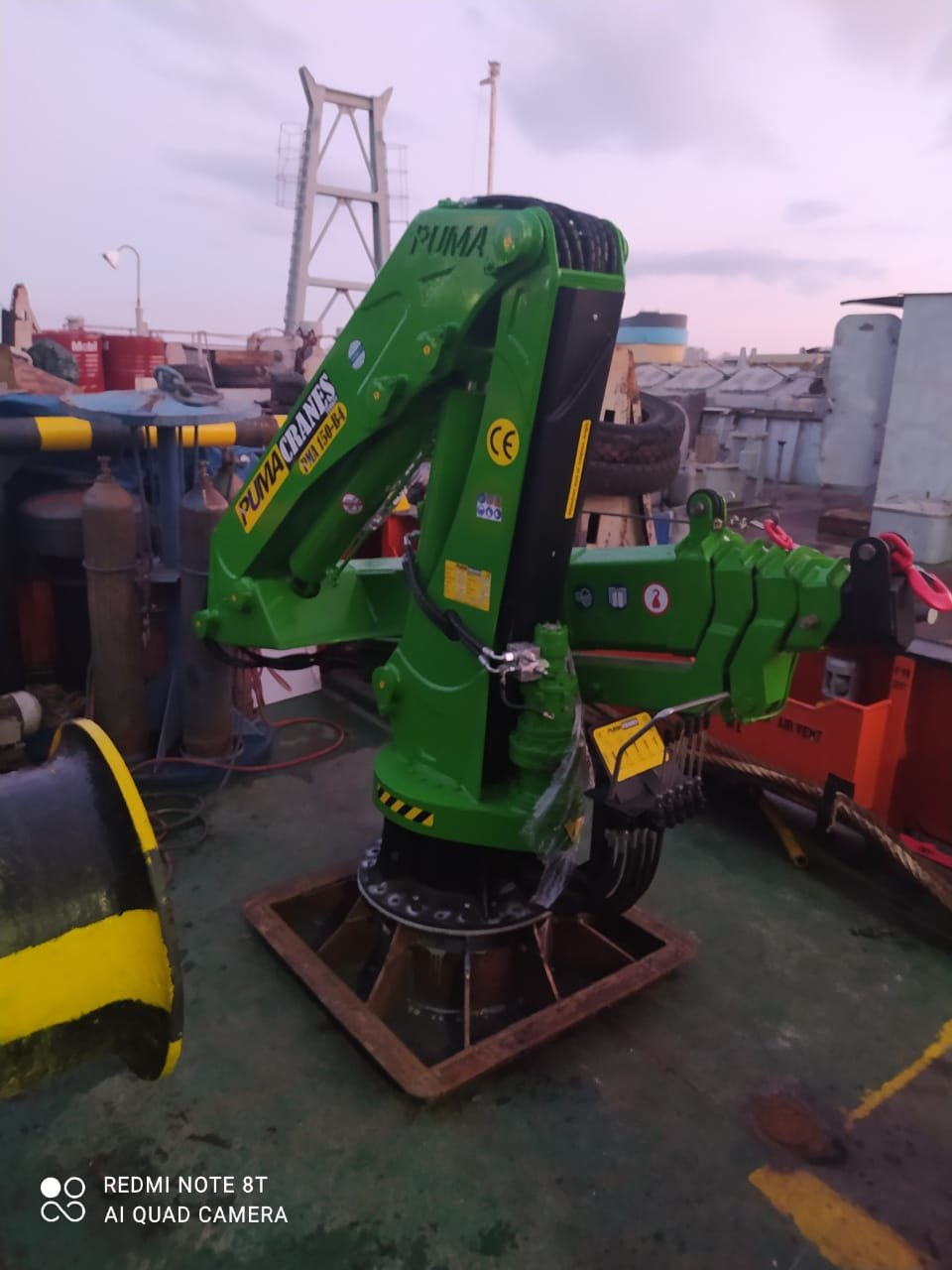 puma-marine-crane983637.jpg